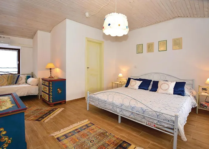 Vikendica Beautiful In Smarje With Kitchen *