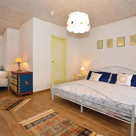 Casa de Férias Beautiful In Smarje With Kitchen *