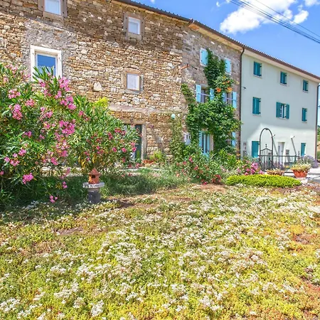 Beautiful In Smarje With Kitchen